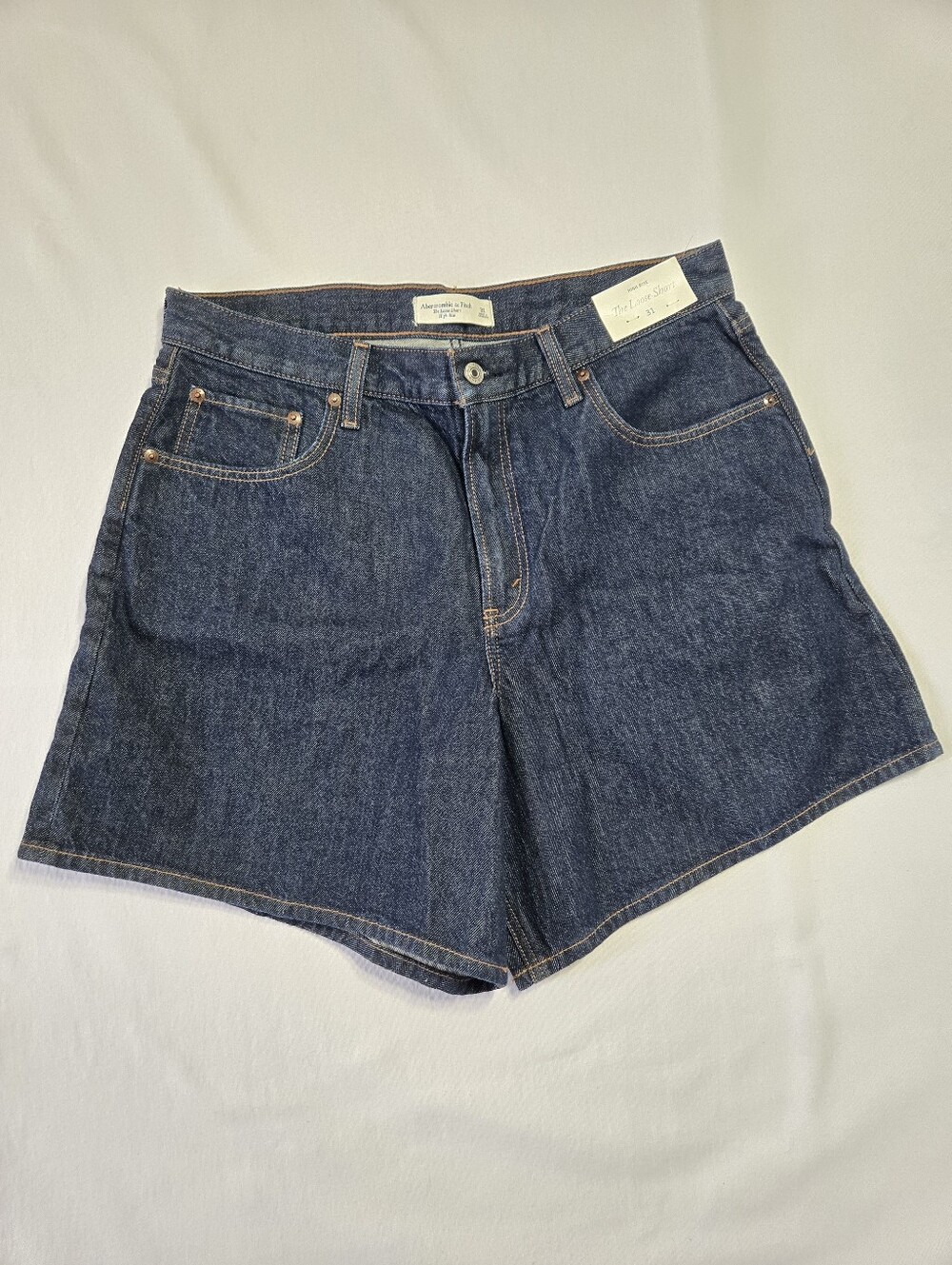 NWT Abercrombie & Fitch Women's The Loose Short High Rise Dark Wash sz 31